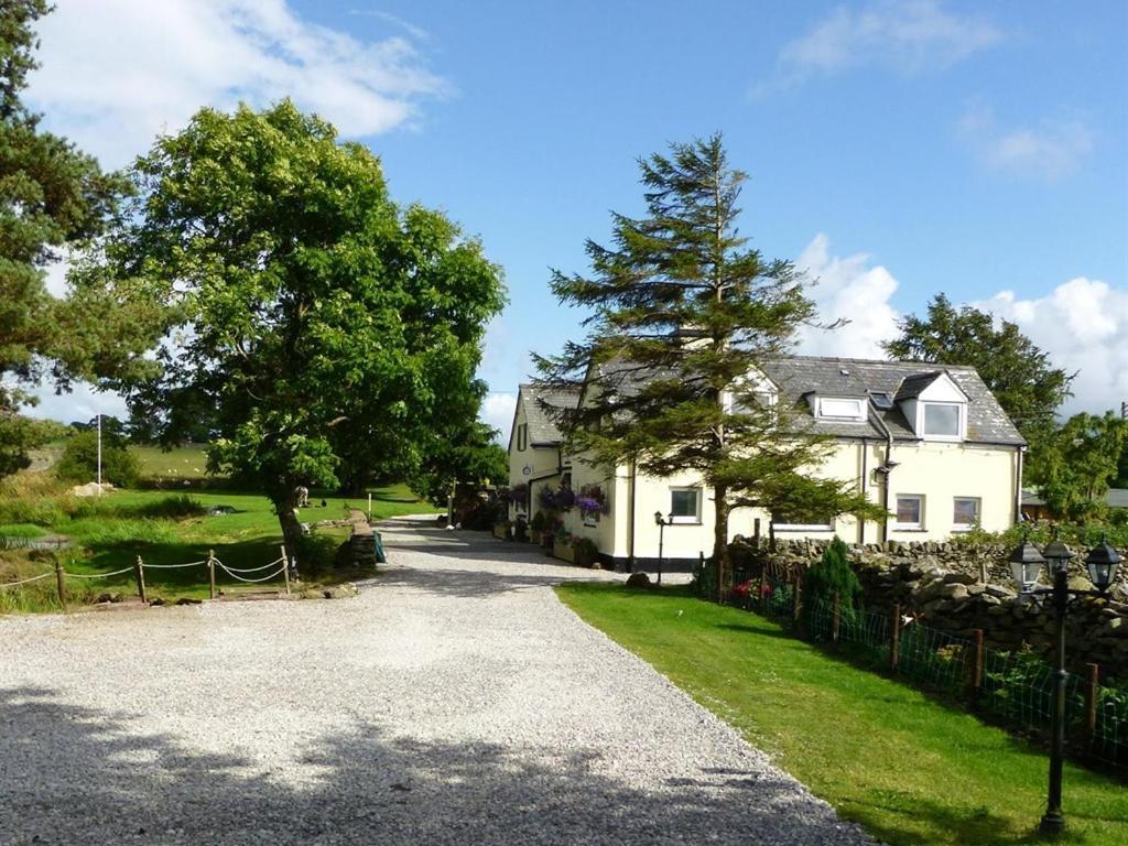 Llwyn Onn Guest House, North Wales Пентрфоелас Экстерьер фото